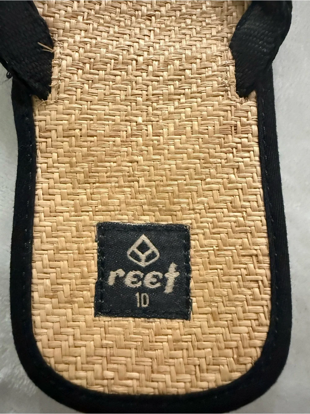 Reef Straw Flat Black Sandals Women’s Size 10 - Picture 3 of 3